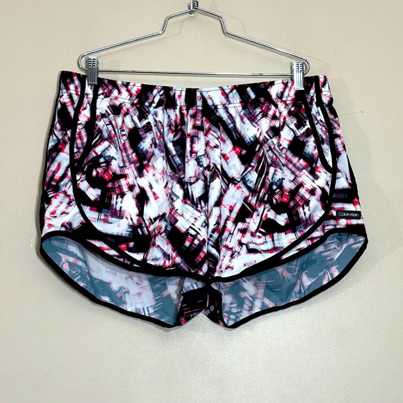 NWOT Calvin Klein Performance || Woman Printed Running Shorts size XXL - Picture 1 of 10